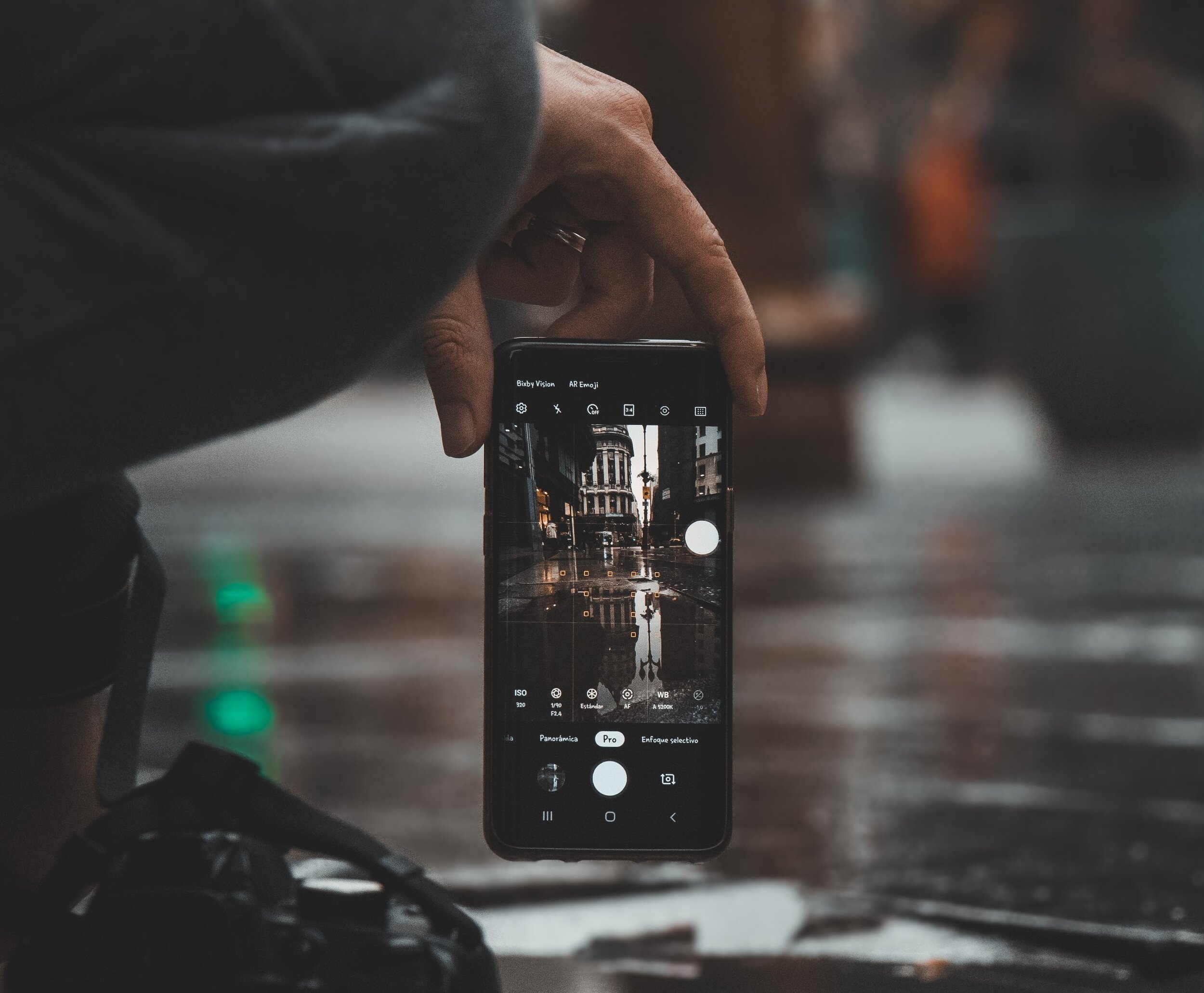 How to Take Better Photos with Your Phone?